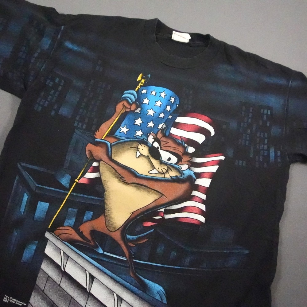 Vintage 1996 USA Looney Tunes Tasmanian Devil Patriotic Flag Men T-Shirt XL
